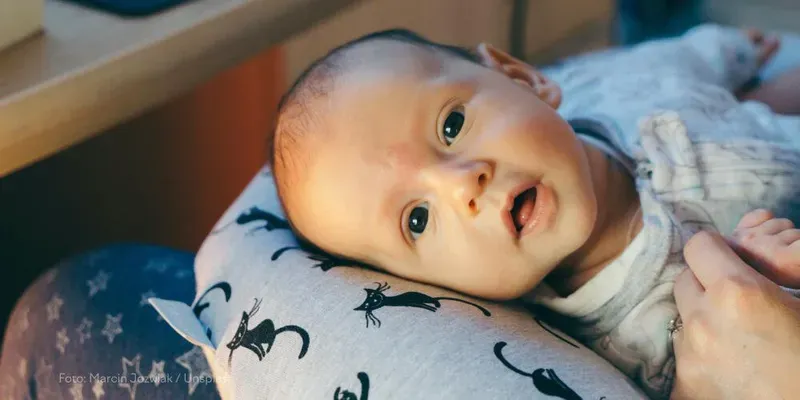 O que devo fazer se meu bebê confundir dia e noite?