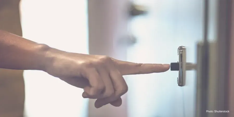 Visitors after baby arrives