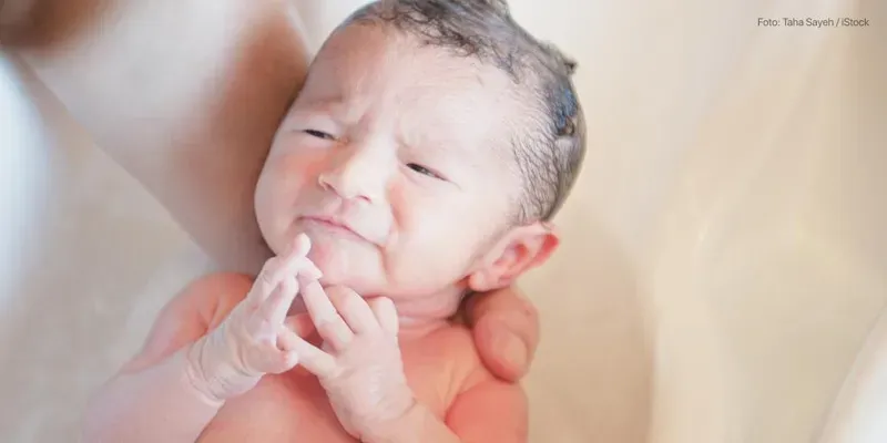 Cuidando al bebé: los primeros días