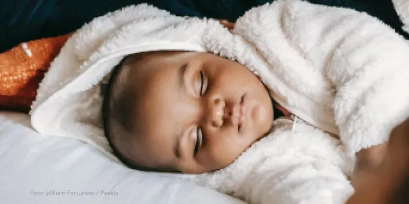 ​​Quando e quanto um bebê deve dormir