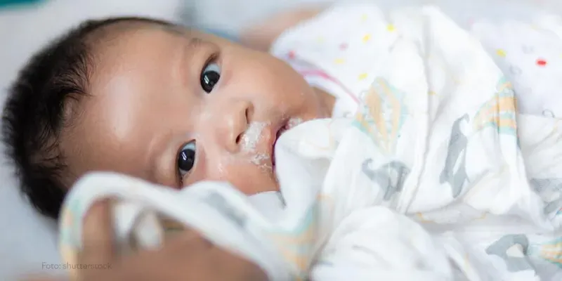 Inchaço e regurgitação são normais?